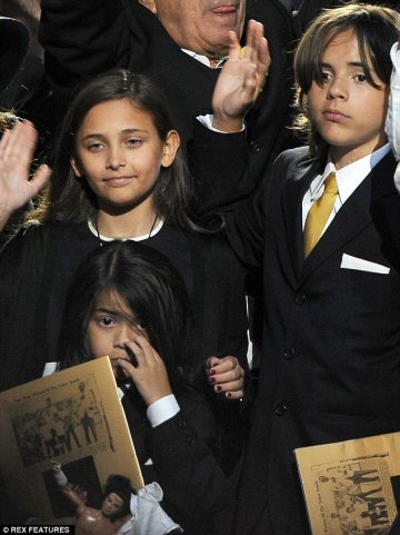 Michael Jackson's Children - Funeral 2009