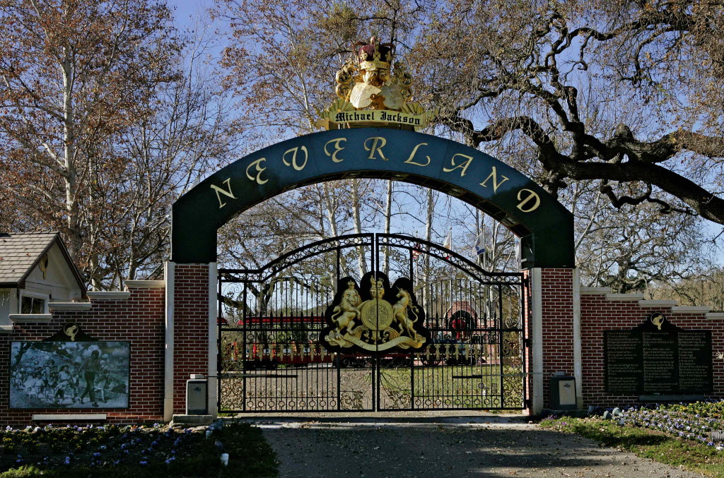 Neverland Ranch Entrance