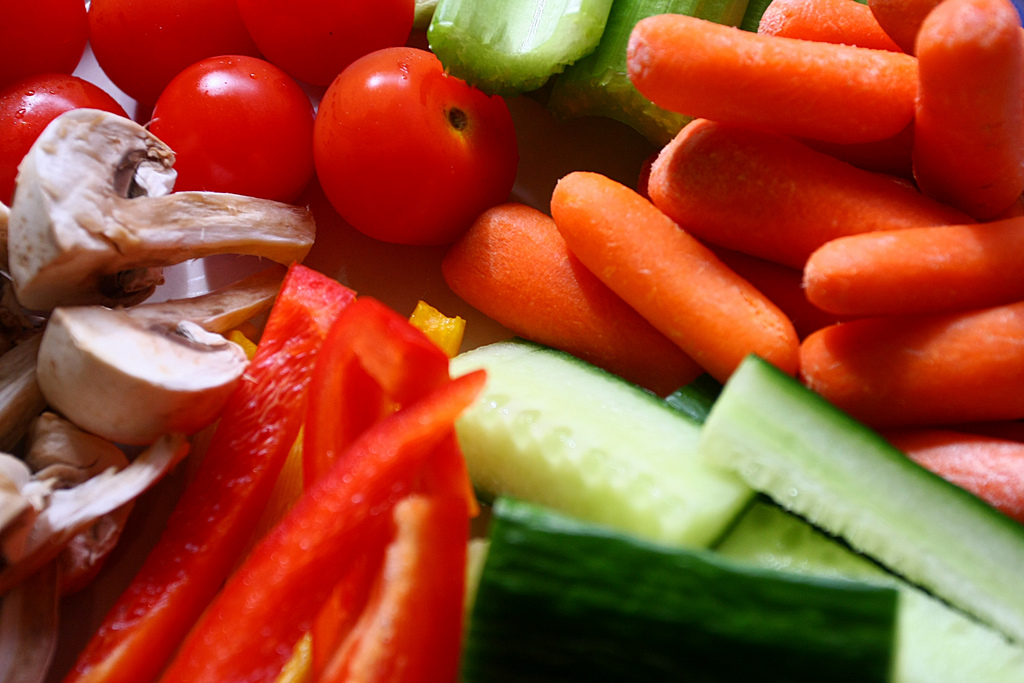 9 Simple Ways To Get Your Kids To Eat More Veggies