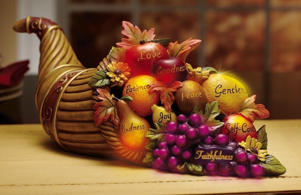 Color-Changing Cornucopia Thanksgiving Centerpiece