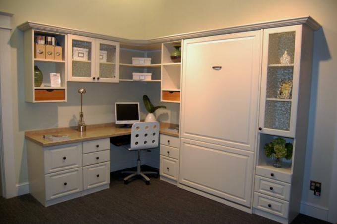 Murphy Bed Guest / Office Area from Closet Solutions