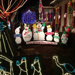 9716-wendhurst-avenue-richmond-va-tacky-lights-tour-2016-photo-10