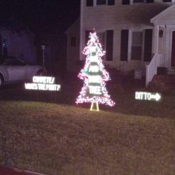 9716-wendhurst-avenue-richmond-va-tacky-lights-tour-2016-photo-25