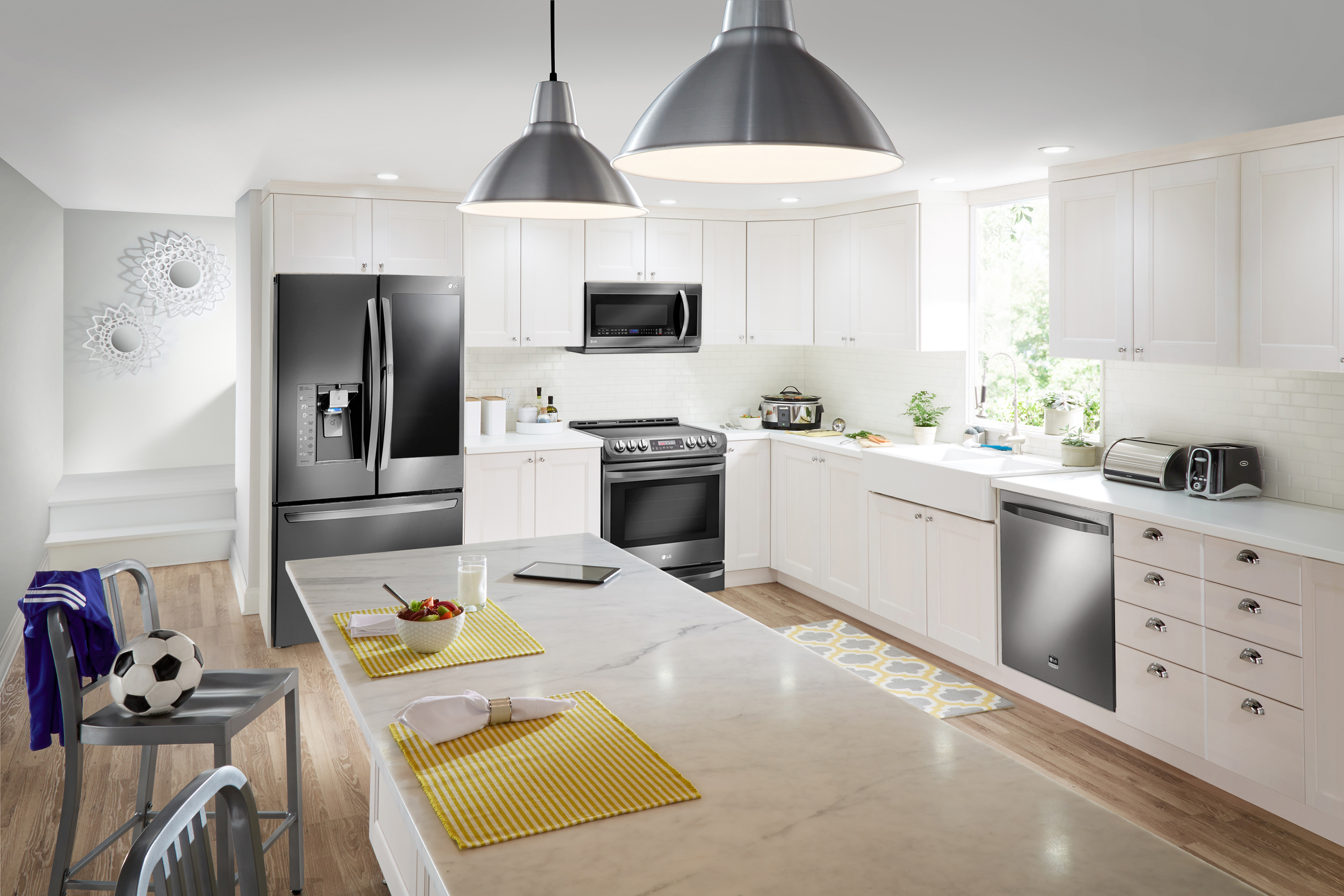 Spring Kitchen Remodeling with Best Buy and LG Appliances