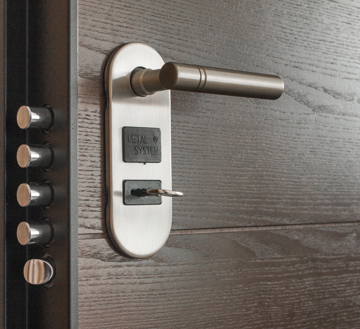 3 Signs Your Home's Security Isn't Adequate Feature