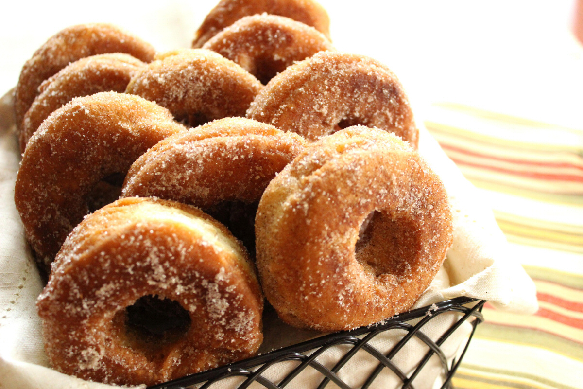 crisp apple donuts