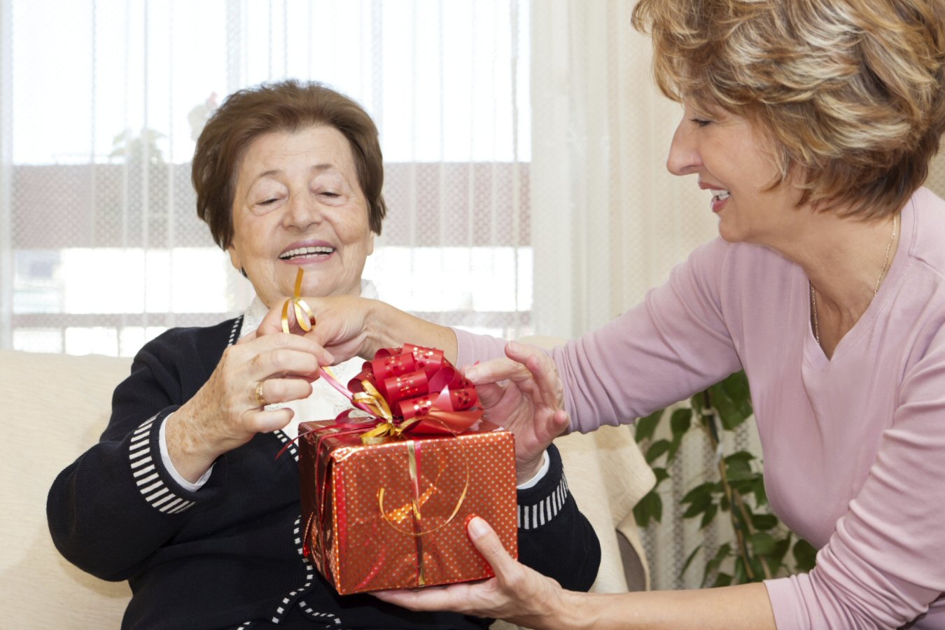 How to Best Celebrate Christmas With a Person With Dementia