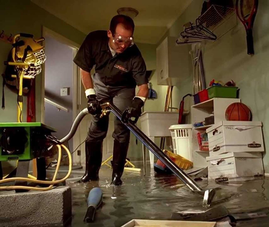 cleaning up basement after flood