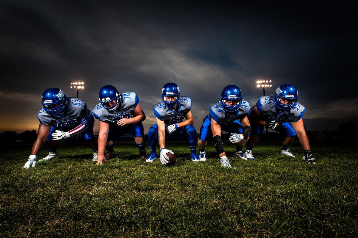 football players on field