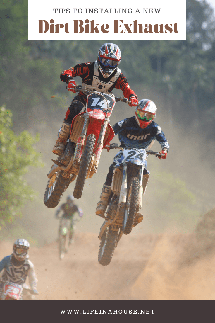 dirt bikes racing on track