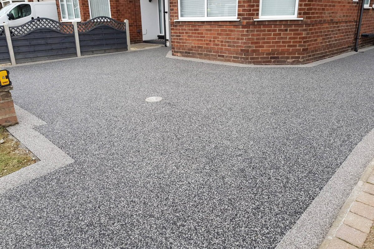 RESIN DRIVEWAYS –  A GREAT ADDITION TO YOUR HOME!